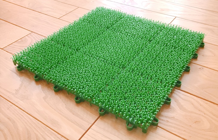 安価な製品を選んでしまうと、いかにも「プラスチック」という質感