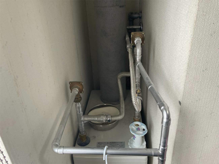 長年使用していたため、古くなってしまった給湯設備も新しいものへ取り換えていきます。